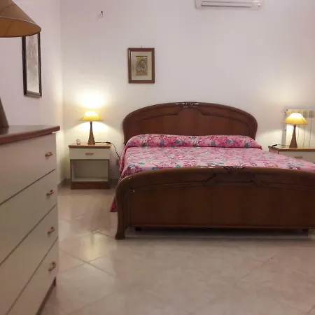 Casa Li Gallari Casa de Férias *